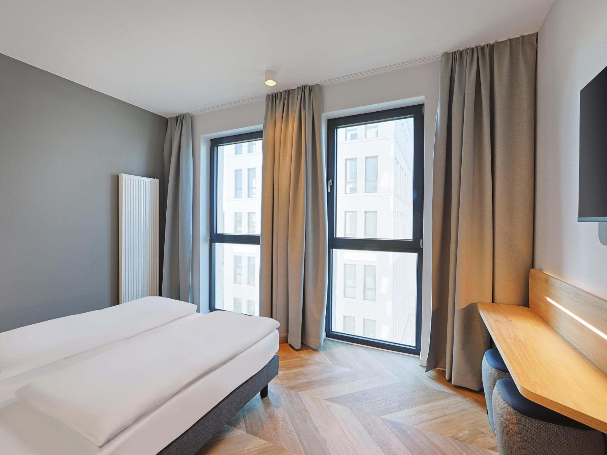 B&B Hotel Berlin Airport-Nord — Fotos 1
